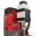 Máy khoan từ Milwaukee M18 FMDP-502C (2 pin 18V:5Ah + Sạc) Máy khoan từ Milwaukee M18 FMDP-502C (2 pin 18V:5Ah + Sạc)
