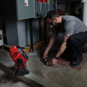 Quạt chạy pin Milwaukee M18 AF-401(pin 4Ah, sạc) Quạt chạy pin Milwaukee M18 AF-401(pin 4Ah, sạc)