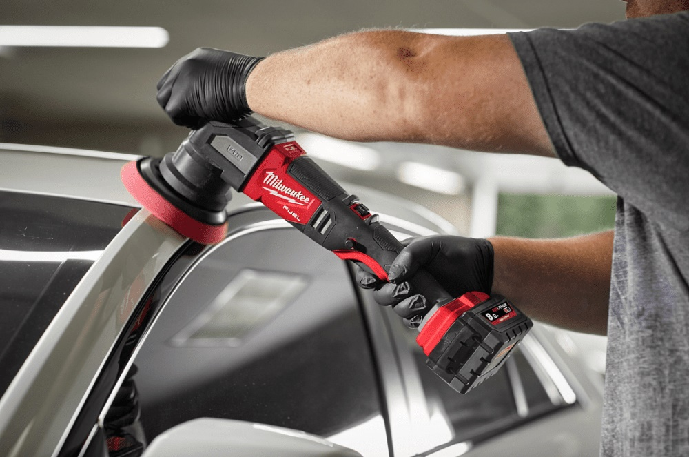 Tăng cường độ chính xác và năng suất với Milwaukee M18 FUEL™ 21mm Tăng cường độ chính xác và năng suất với Milwaukee M18 FUEL™ 21mm